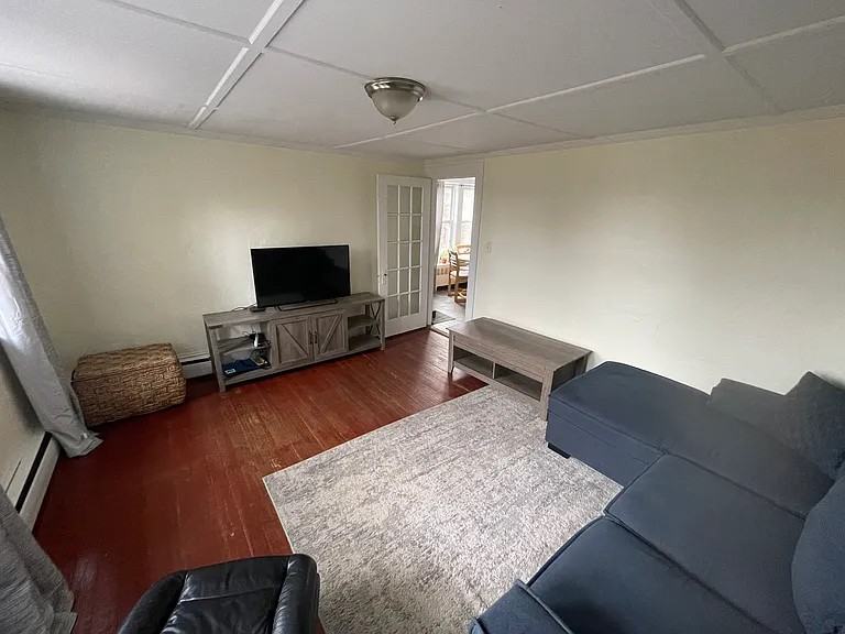 30 Braunecker Rd #2ndFL - Photo 6 of 14