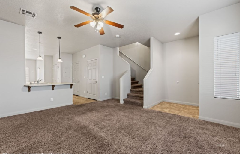 767 Moss Dr - Photo 3 of 18