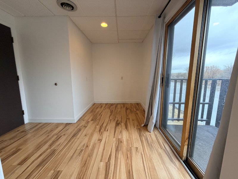 1011 River Dr #205C - Photo 4 of 10