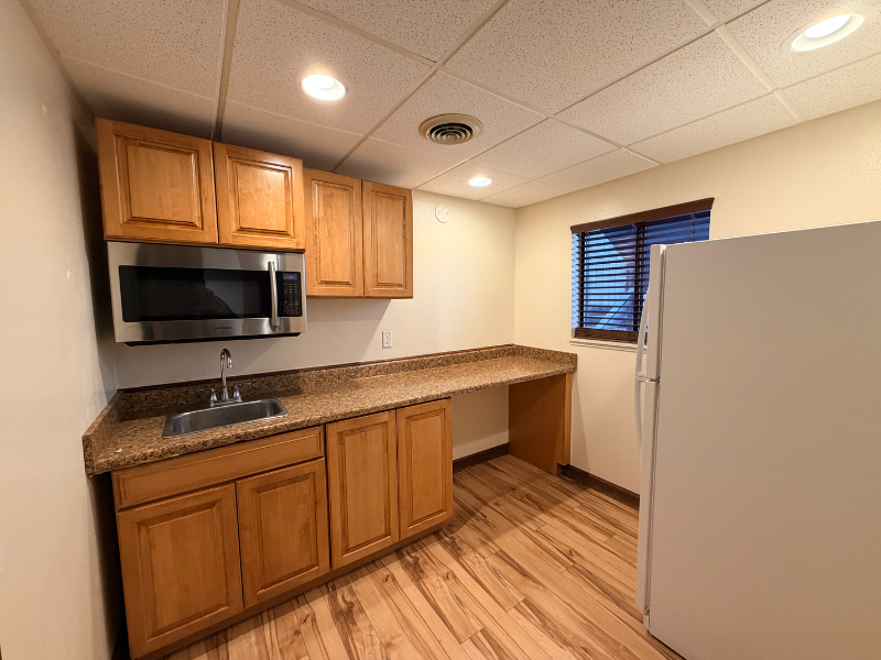 1011 River Dr #205C - Photo 5 of 10