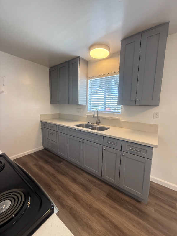 3109 Abbott St #3 - Photo 6 of 13