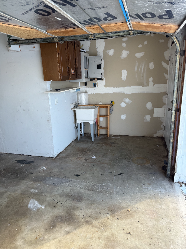 210 S Jefferson St - Photo 3 of 3