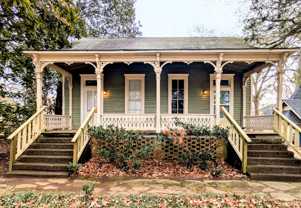 955 Rogers St - Photo 1 of 1