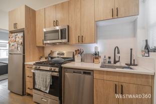 6207 N Glenwood Ave #2 - Photo 1 of 1