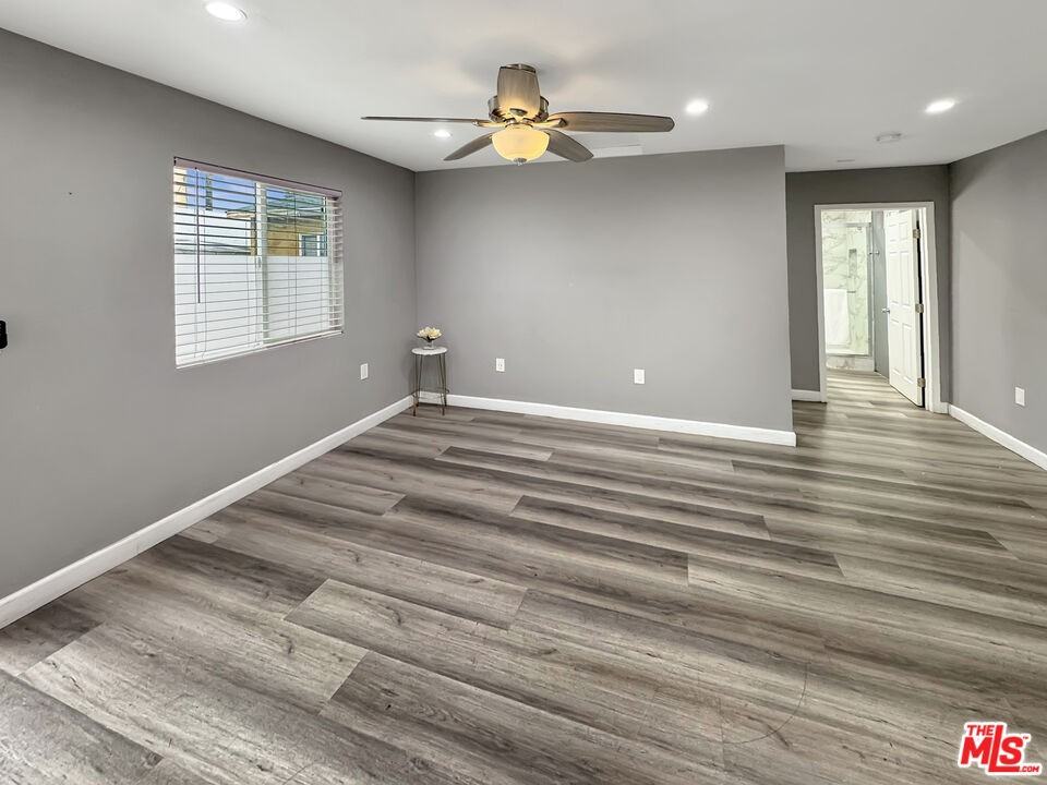 6206 Home Ave #6206 - Photo 2 of 7