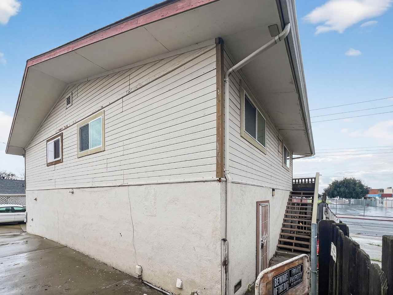 409 W 18th St #409B - Photo 2 of 25