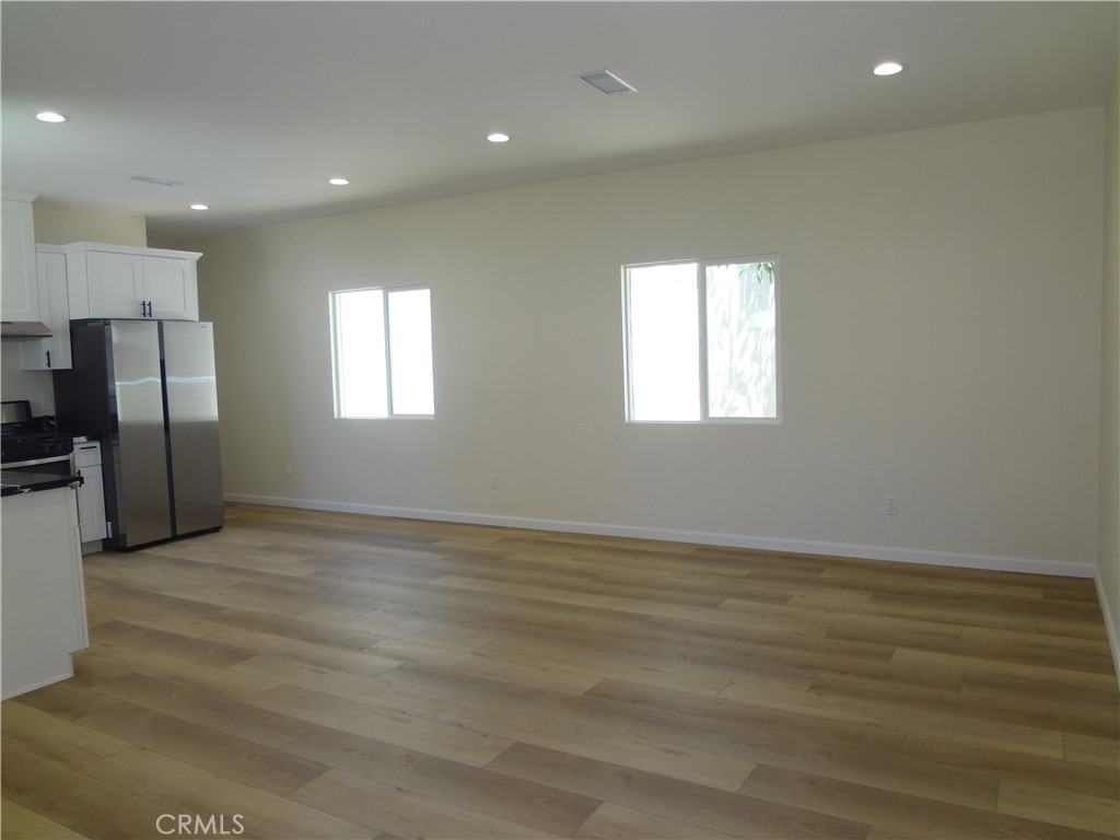 1717 2nd St #1717 - Photo 5 of 18