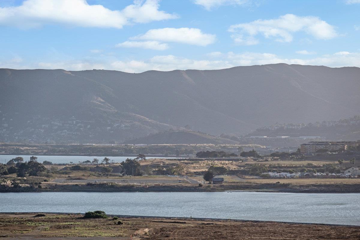 52 Kirkwood Ave #52-426 - Photo 6 of 50