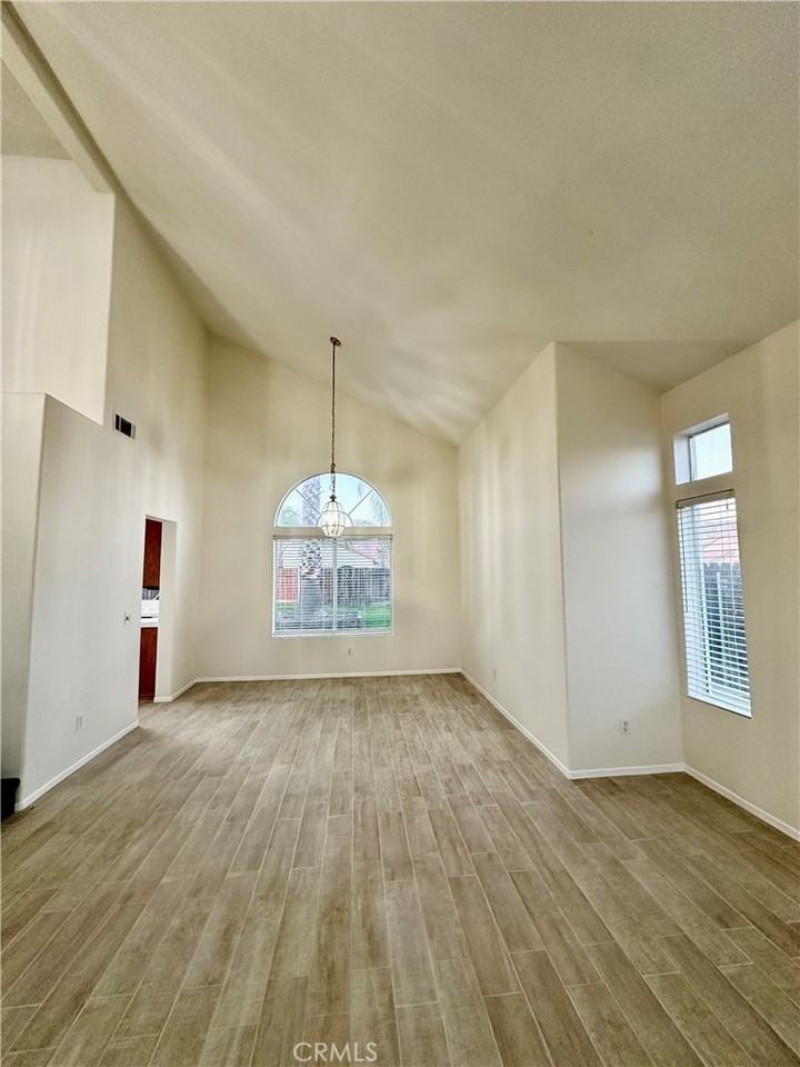 5032 Berkley Ave #5032 - Photo 5 of 15