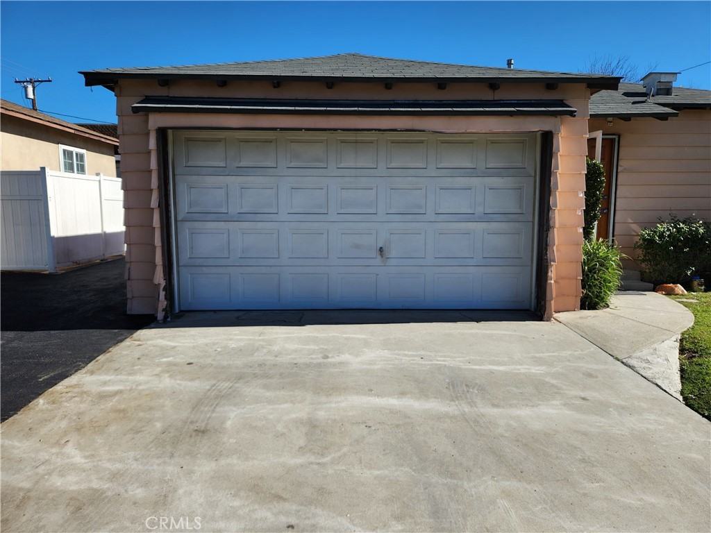 3721 W Victory Blvd #3721 - Photo 6 of 10