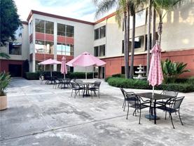 400 N Acacia Ave - Photo 1 of 1