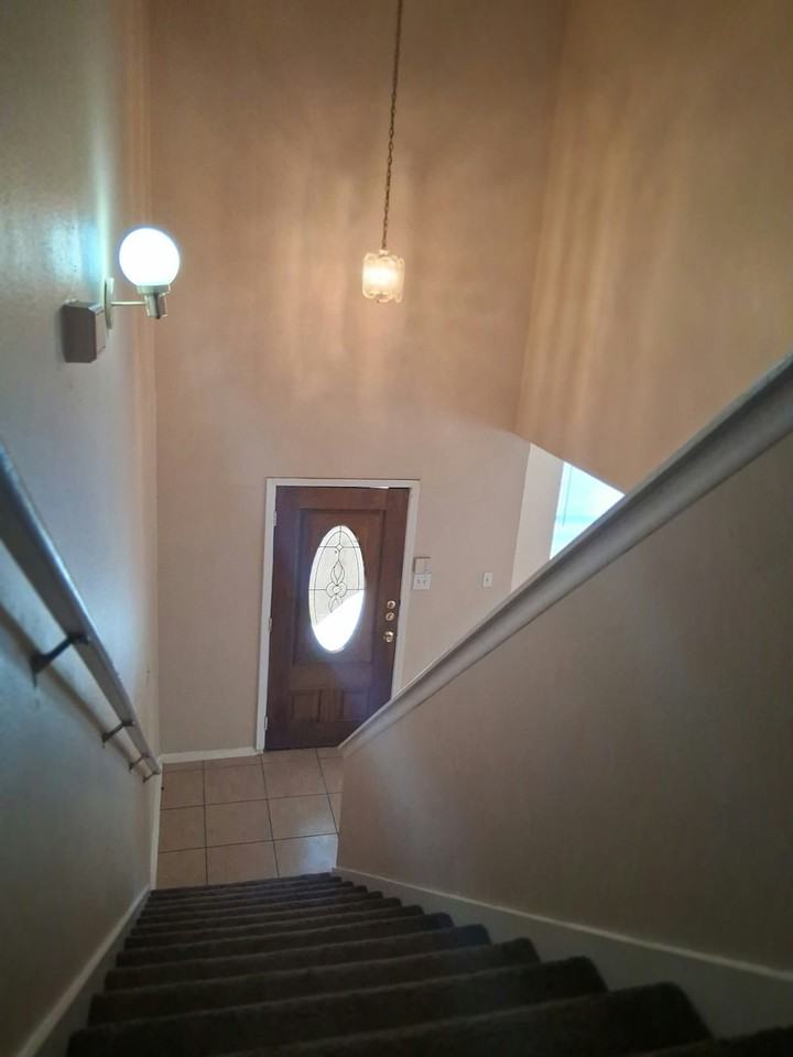 874 Fillmore Drive - Photo 5 of 42