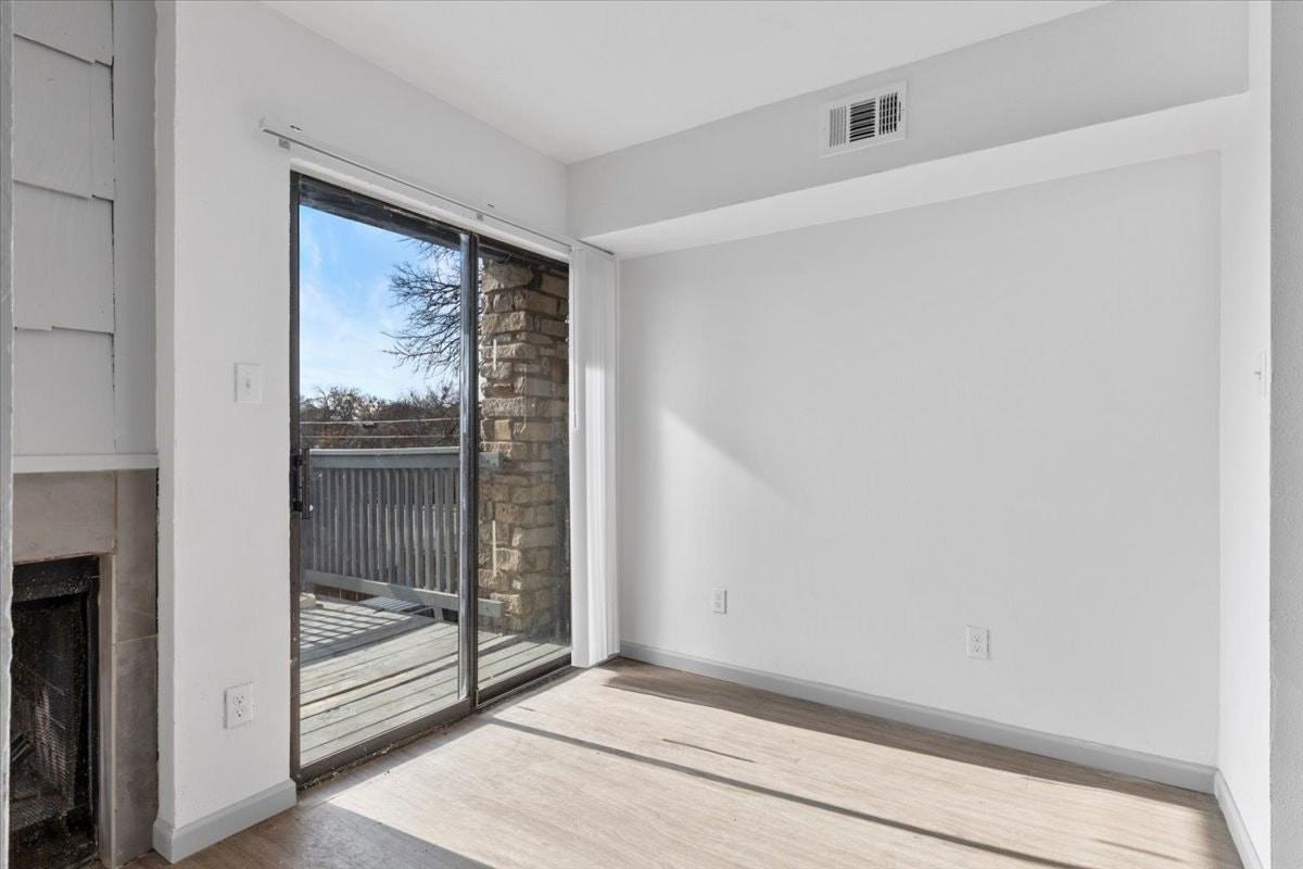 5220 Tahoe Trail, Unit 1 - Photo 3 of 12