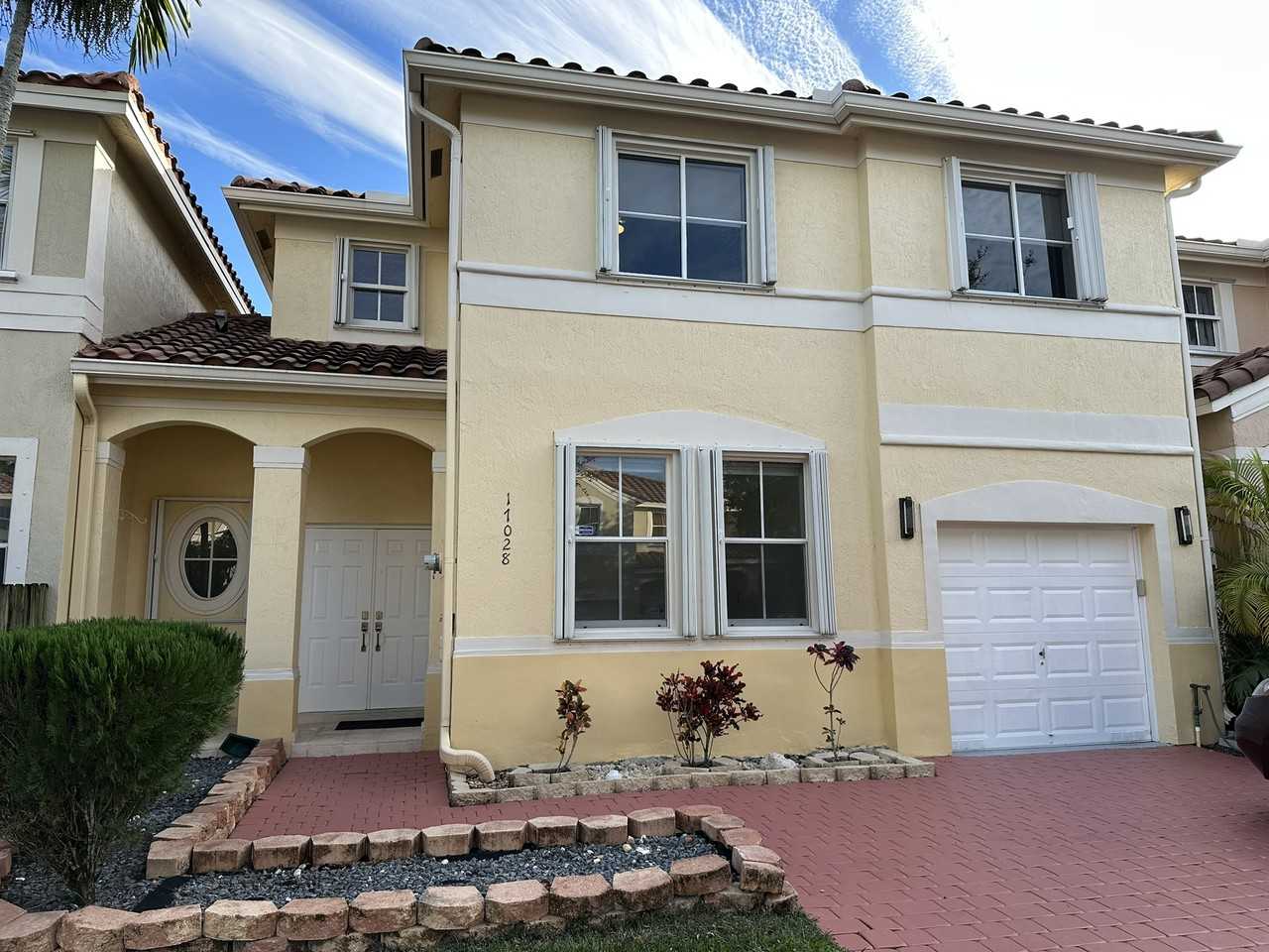 17028 Sw 39th Ct #NA - Photo 2 of 31