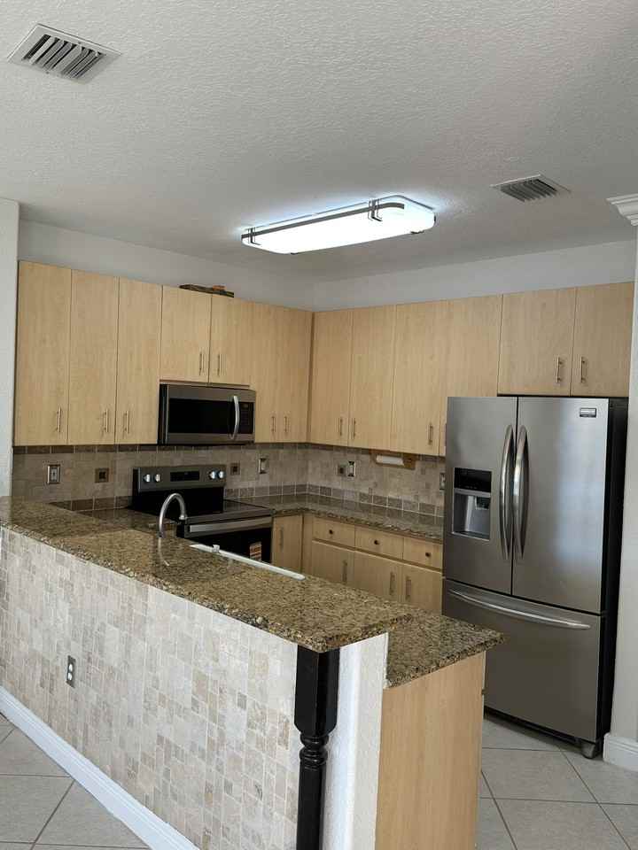 17028 Sw 39th Ct #NA - Photo 5 of 31