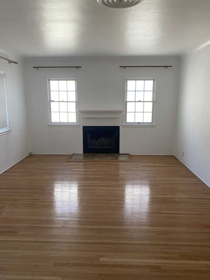 5243 Wilkinson Ave #NA - Photo 5 of 14