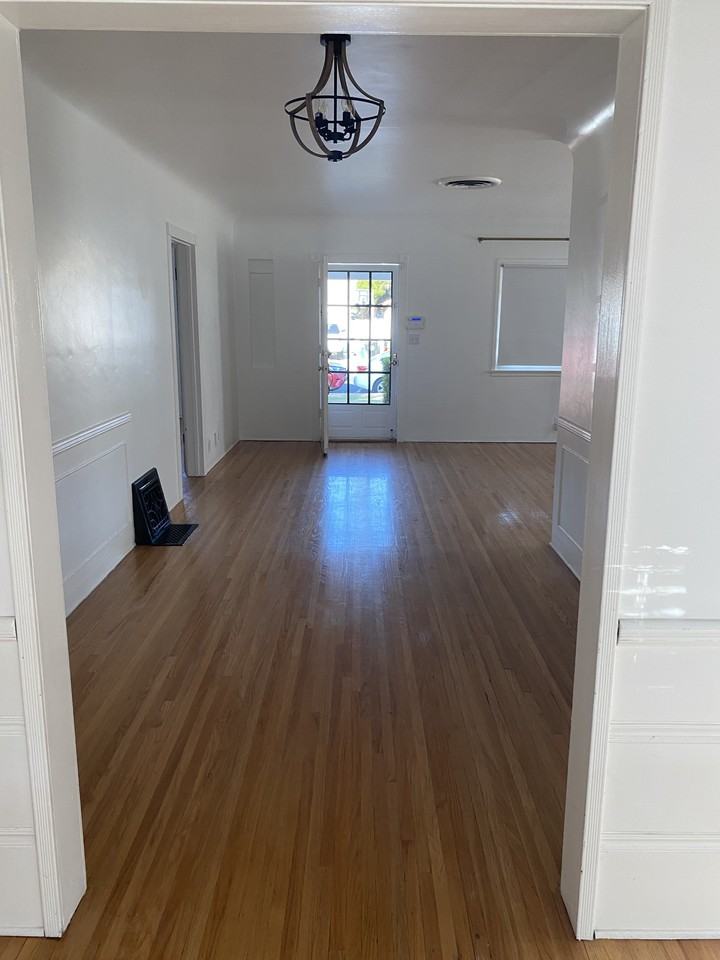 5243 Wilkinson Ave #NA - Photo 3 of 16