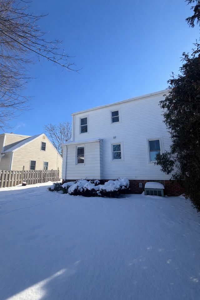 116 Arlington Cir #NA - Photo 5 of 18