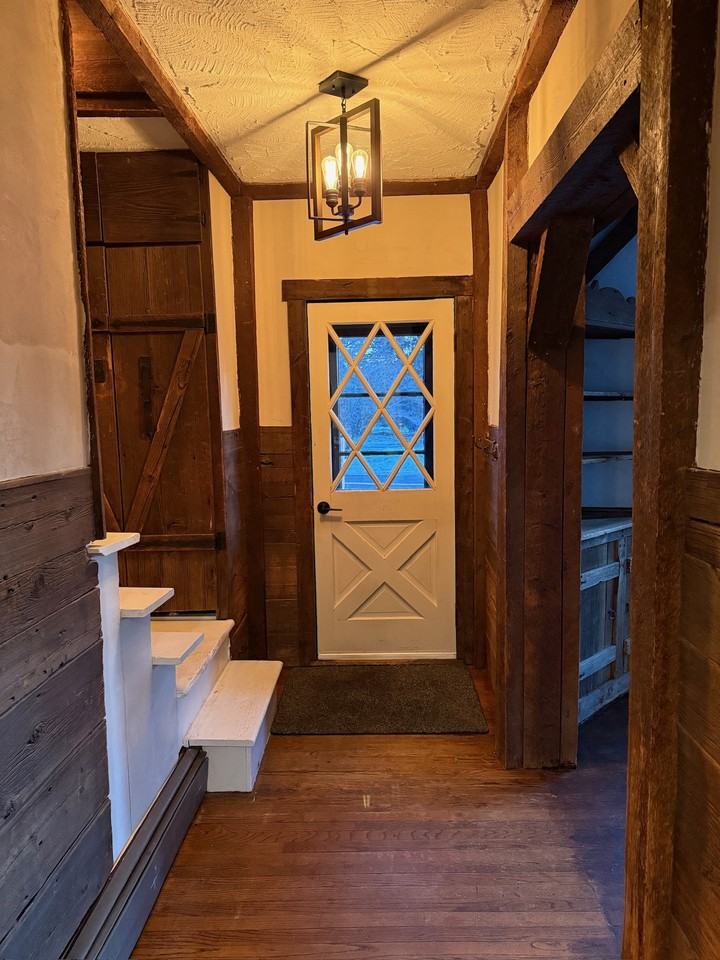 75 Pine St #NA - Photo 3 of 39