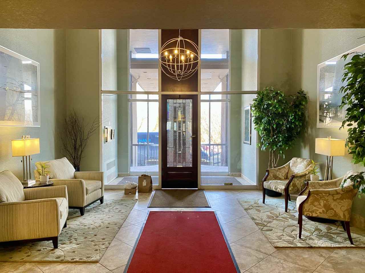 1919 N Summit Ave #8C - Photo 4 of 25