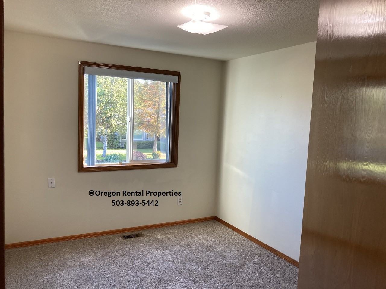 2511 Ne 161st Ave #NA - Photo 4 of 39