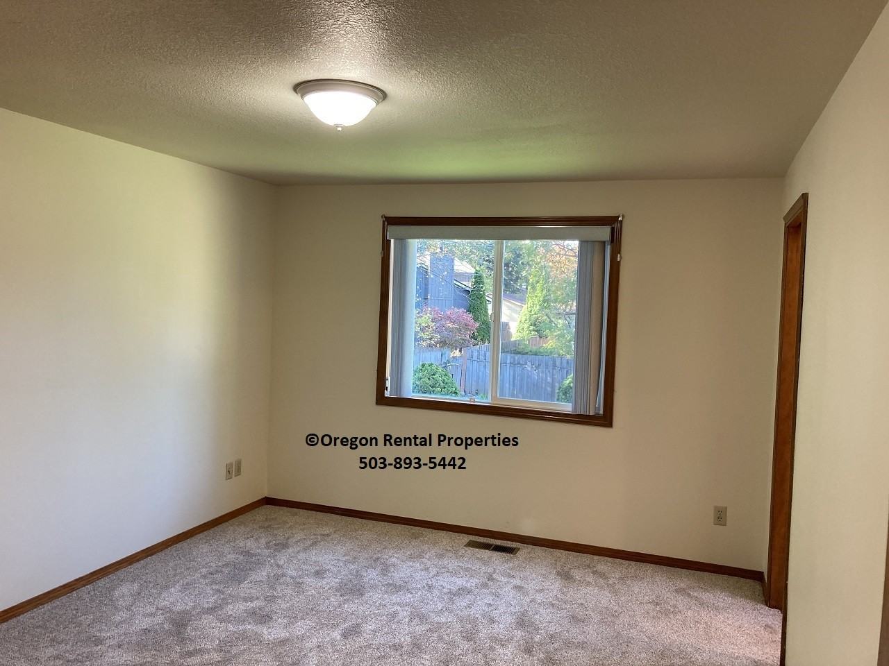 2511 Ne 161st Ave #NA - Photo 5 of 39