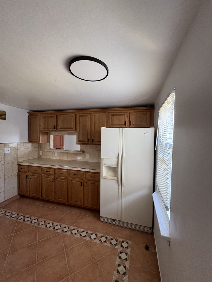 7 Short St #2 - Photo 4 of 8