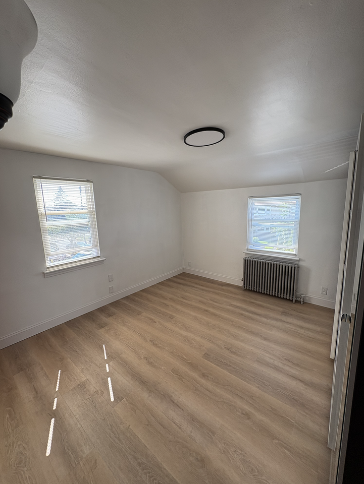 7 Short St #2 - Photo 6 of 8