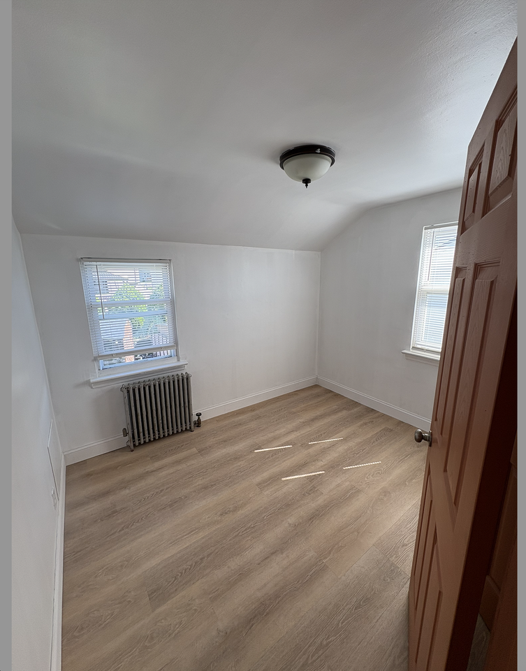 7 Short St #2 - Photo 7 of 8