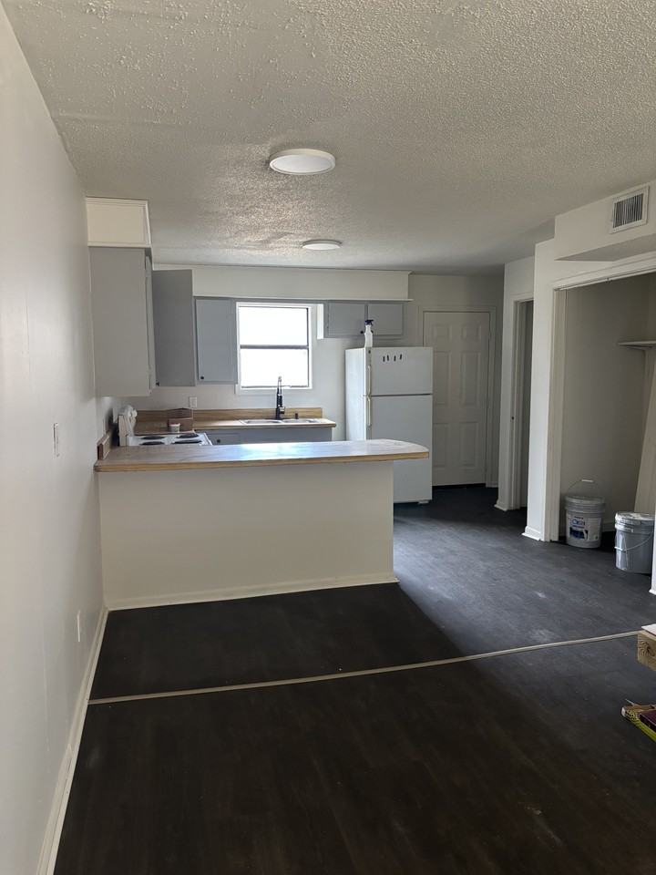 3915 30th Ave #1 - Photo 2 of 6