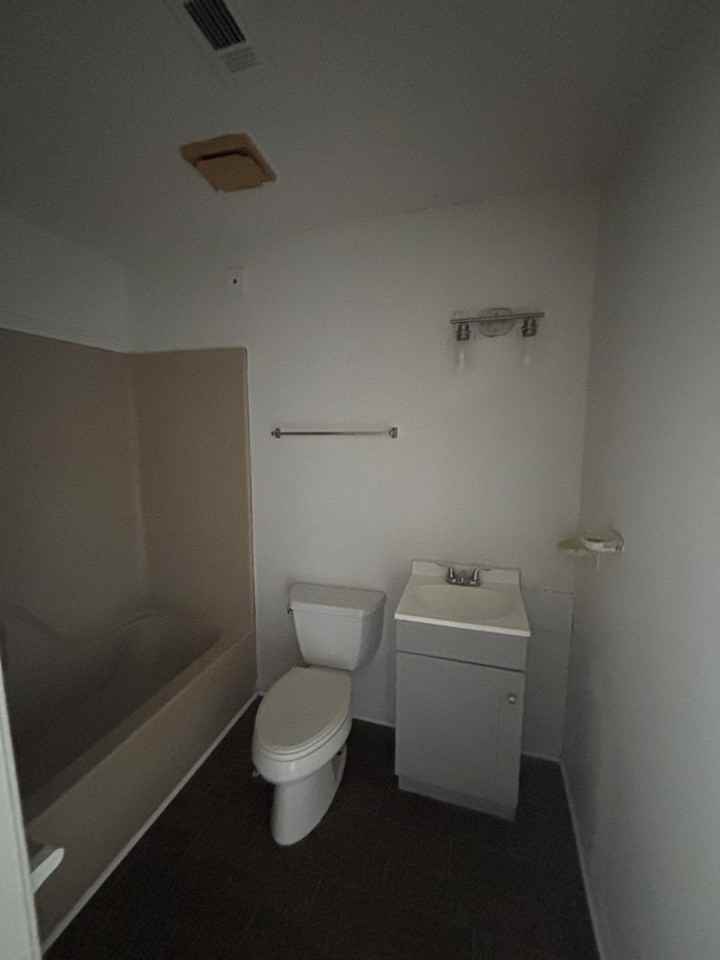 3915 30th Ave #1 - Photo 3 of 6