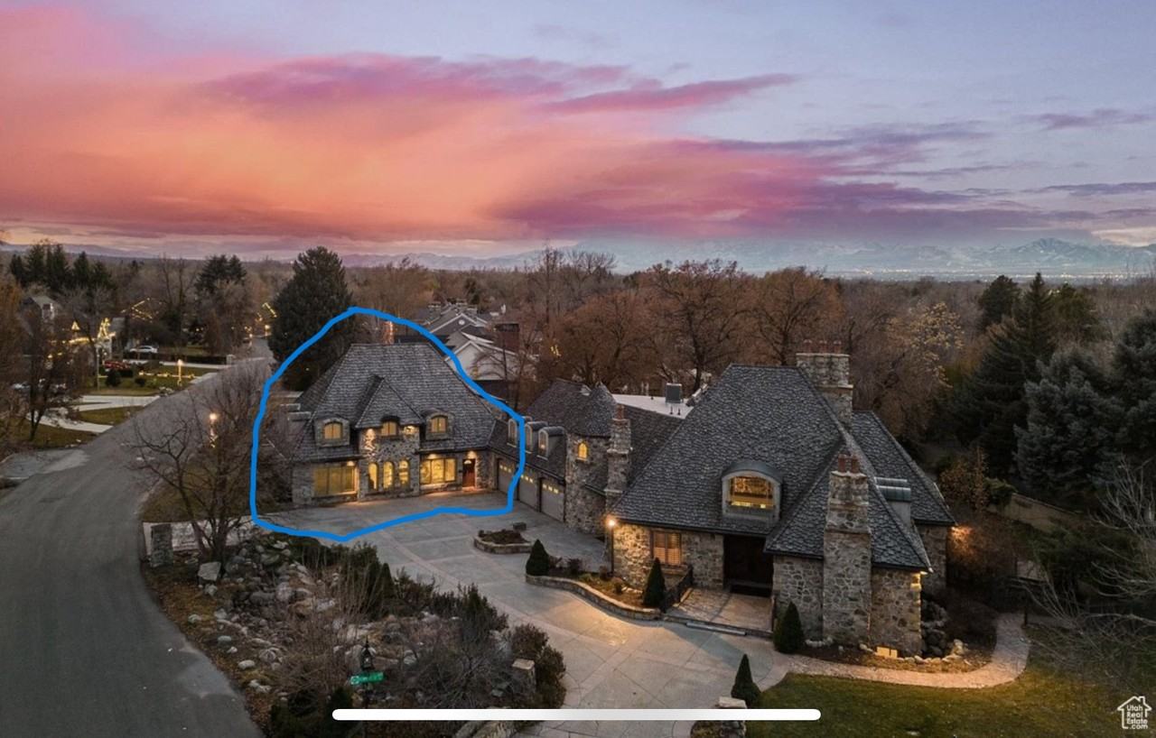 4900 S Marilyn Dr #NA - Photo 2 of 32