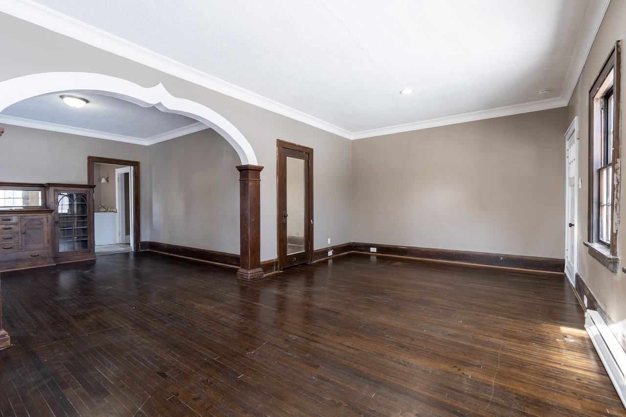 1917 Newton Ave N #1919 - Photo 2 of 20