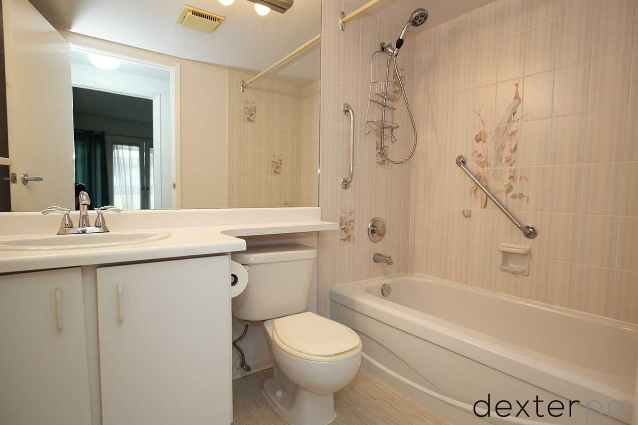 1477 Fountain Way #506 - Photo 6 of 18