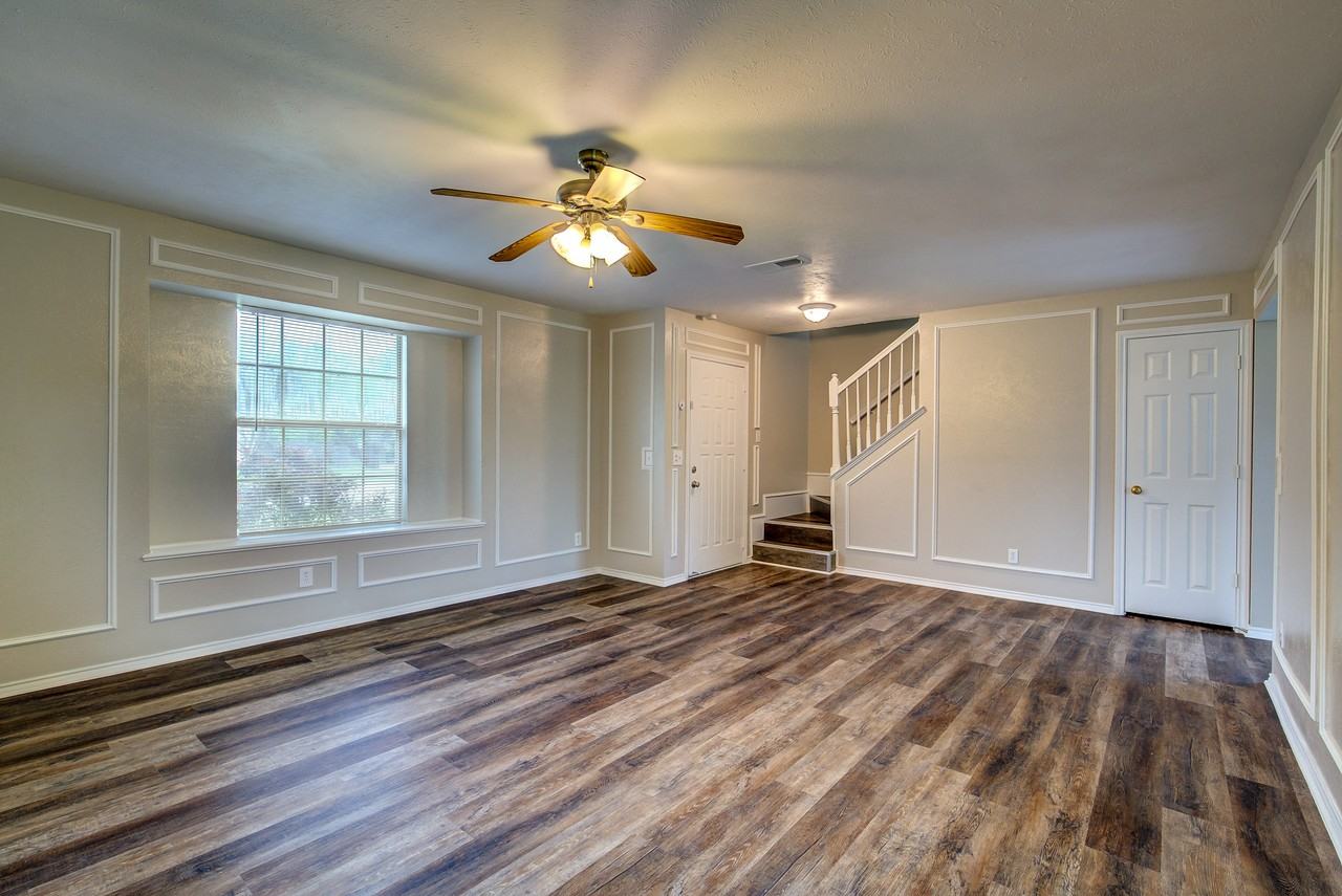 2003 Hackberry Cir #2003 - Photo 3 of 50