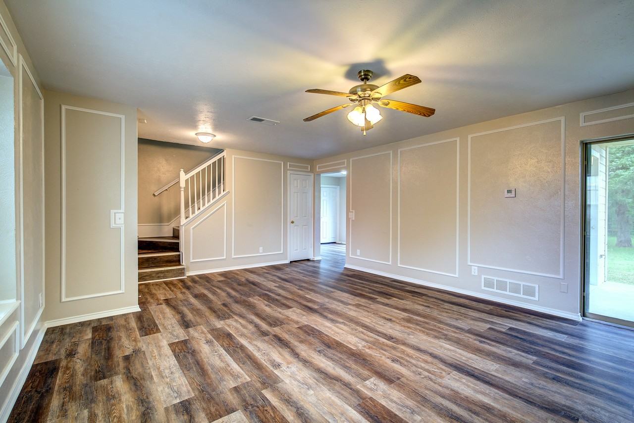 2003 Hackberry Cir #2003 - Photo 4 of 50