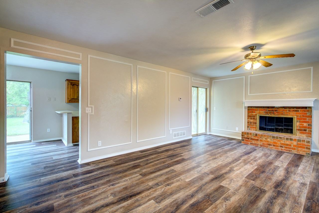 2003 Hackberry Cir #2003 - Photo 5 of 50