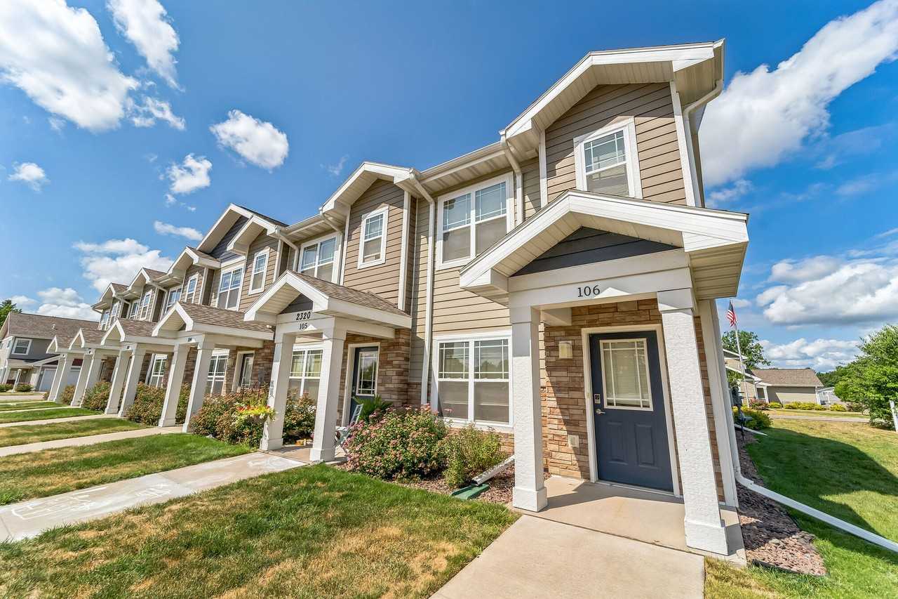 Cranberry Woods Townhomes - Photo 6 of 10