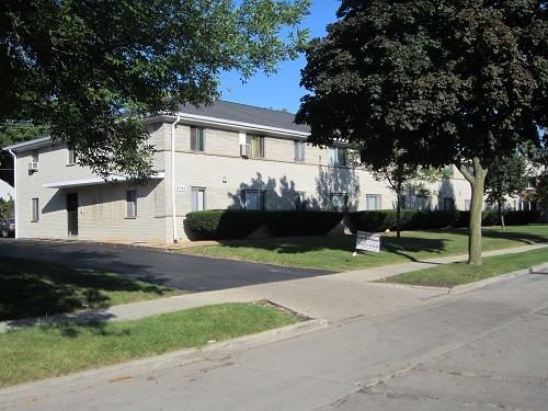 2525-45 S. 44Th St - Photo 3 of 6