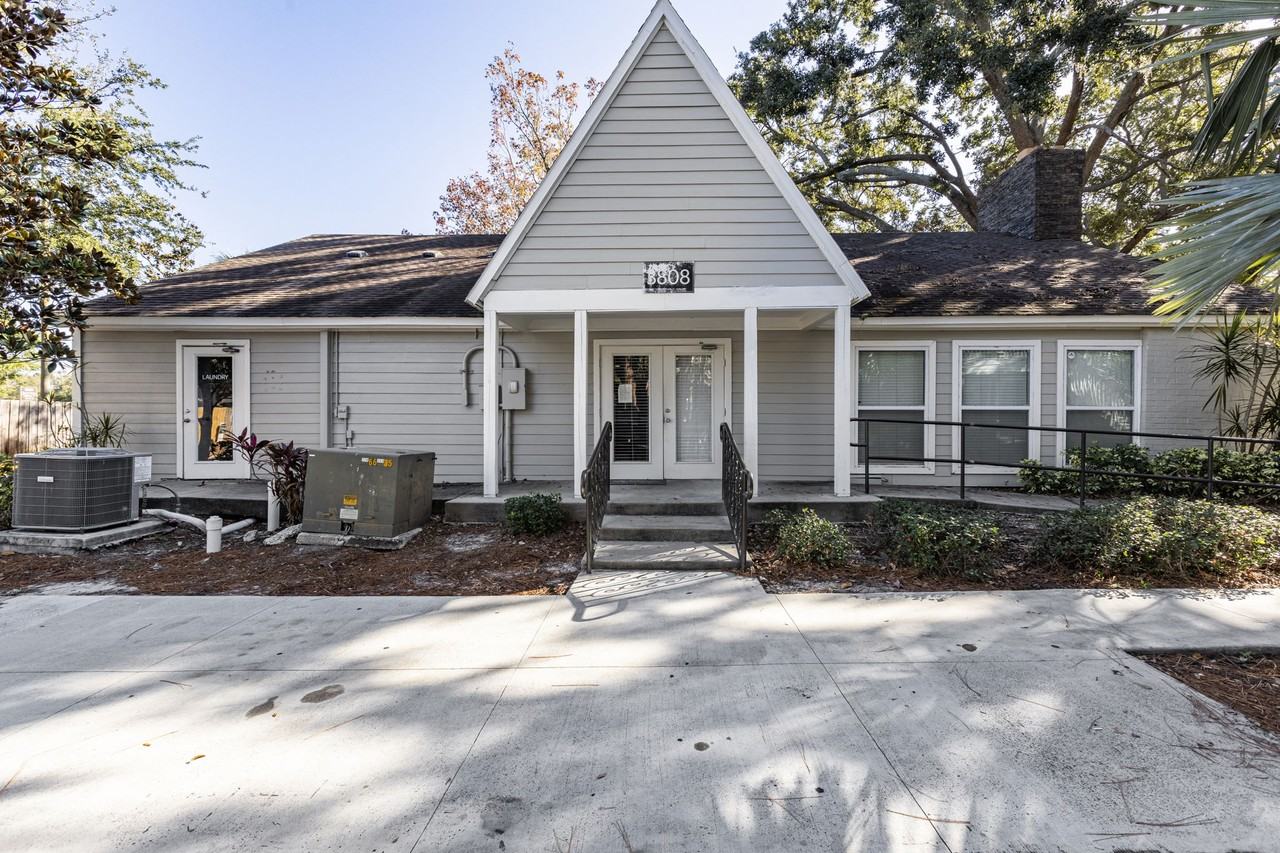 Foxcroft Apartments - Photo 5 of 18