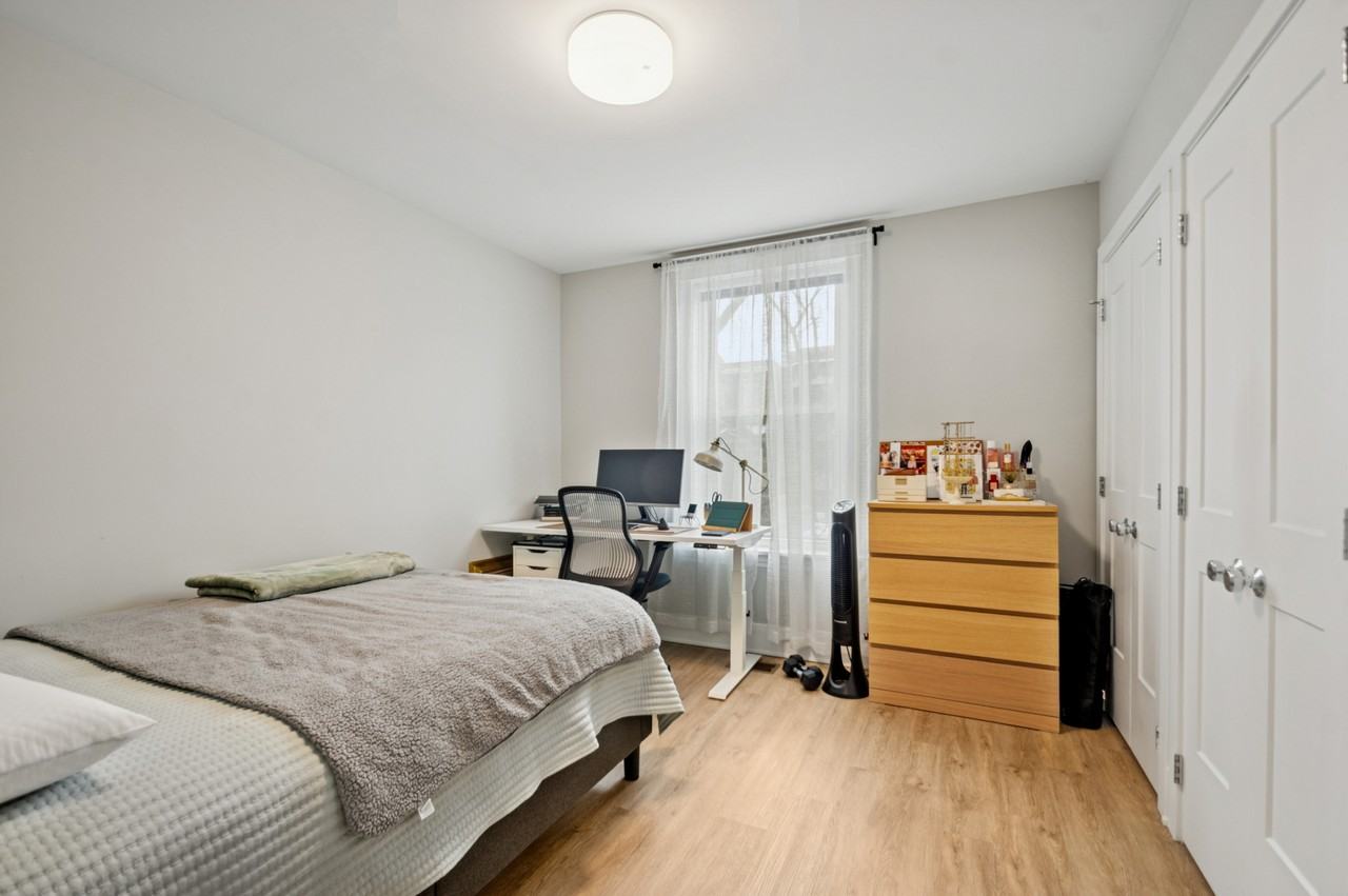 3801-3805 N. Hamilton - Photo 3 of 11