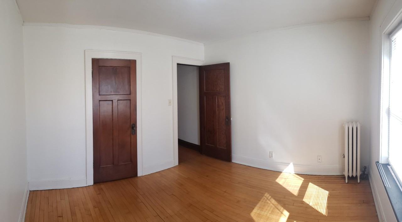 3951-55 N Farwell Ave - Photo 5 of 15