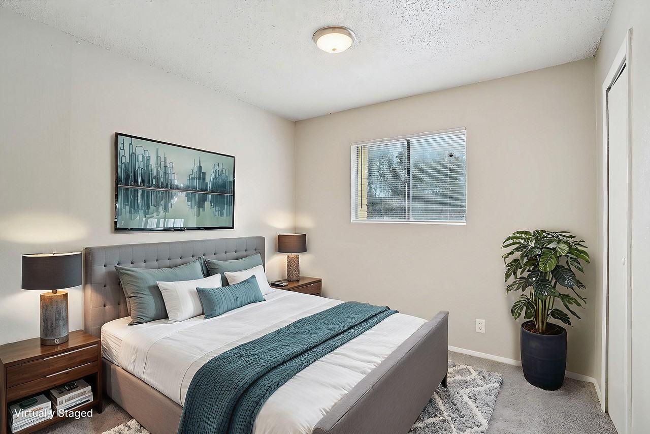 Altitude - Photo 3 of 43