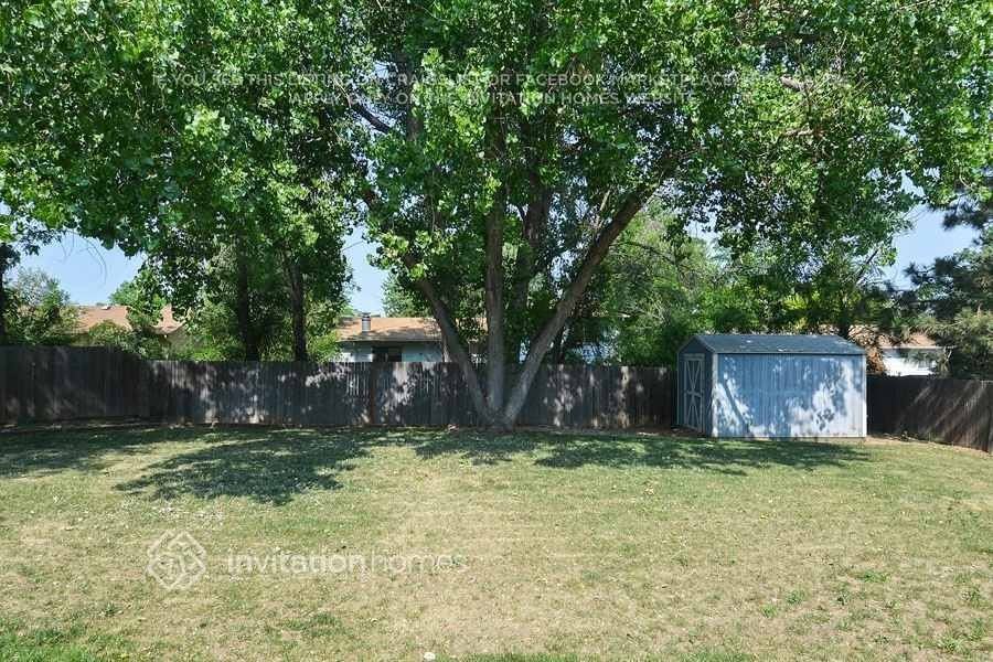 2881 S Olathe Ct - Photo 3 of 4