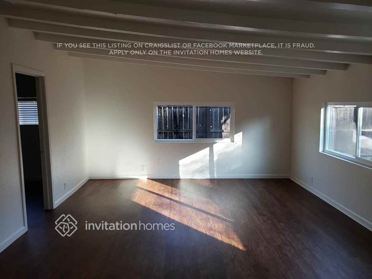 2124 Winafred St - Photo 4 of 14