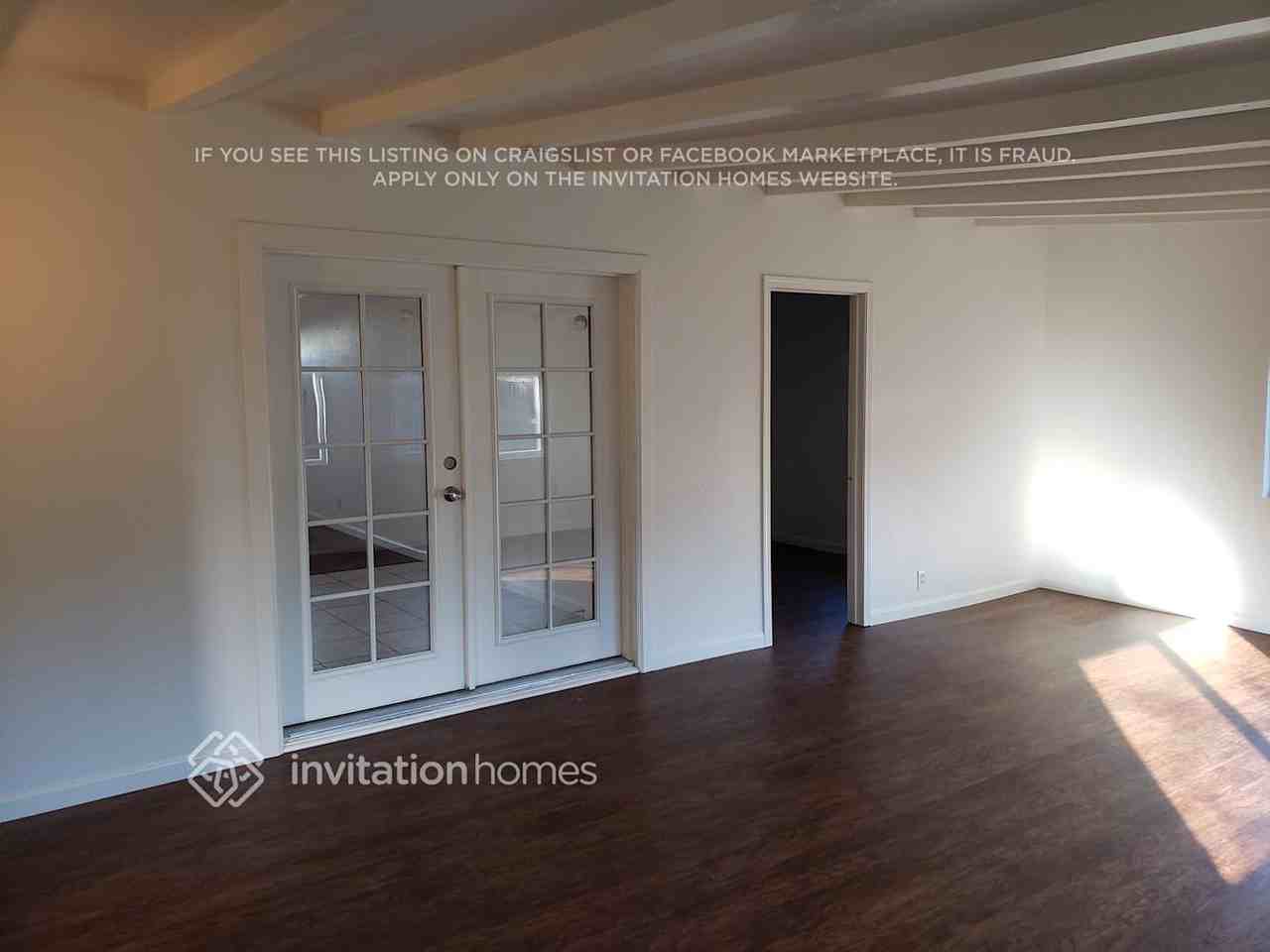 2124 Winafred St - Photo 5 of 14