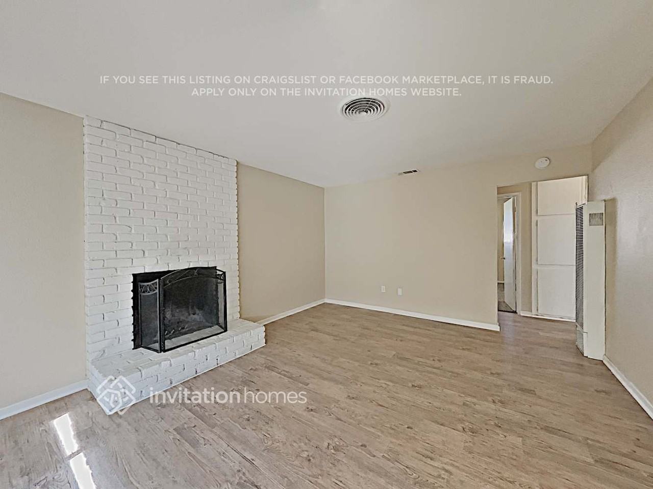 27198 Norwood St - Photo 4 of 8