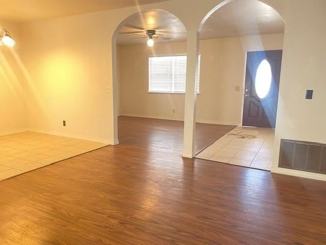 2305 Sandy St - Photo 3 of 11