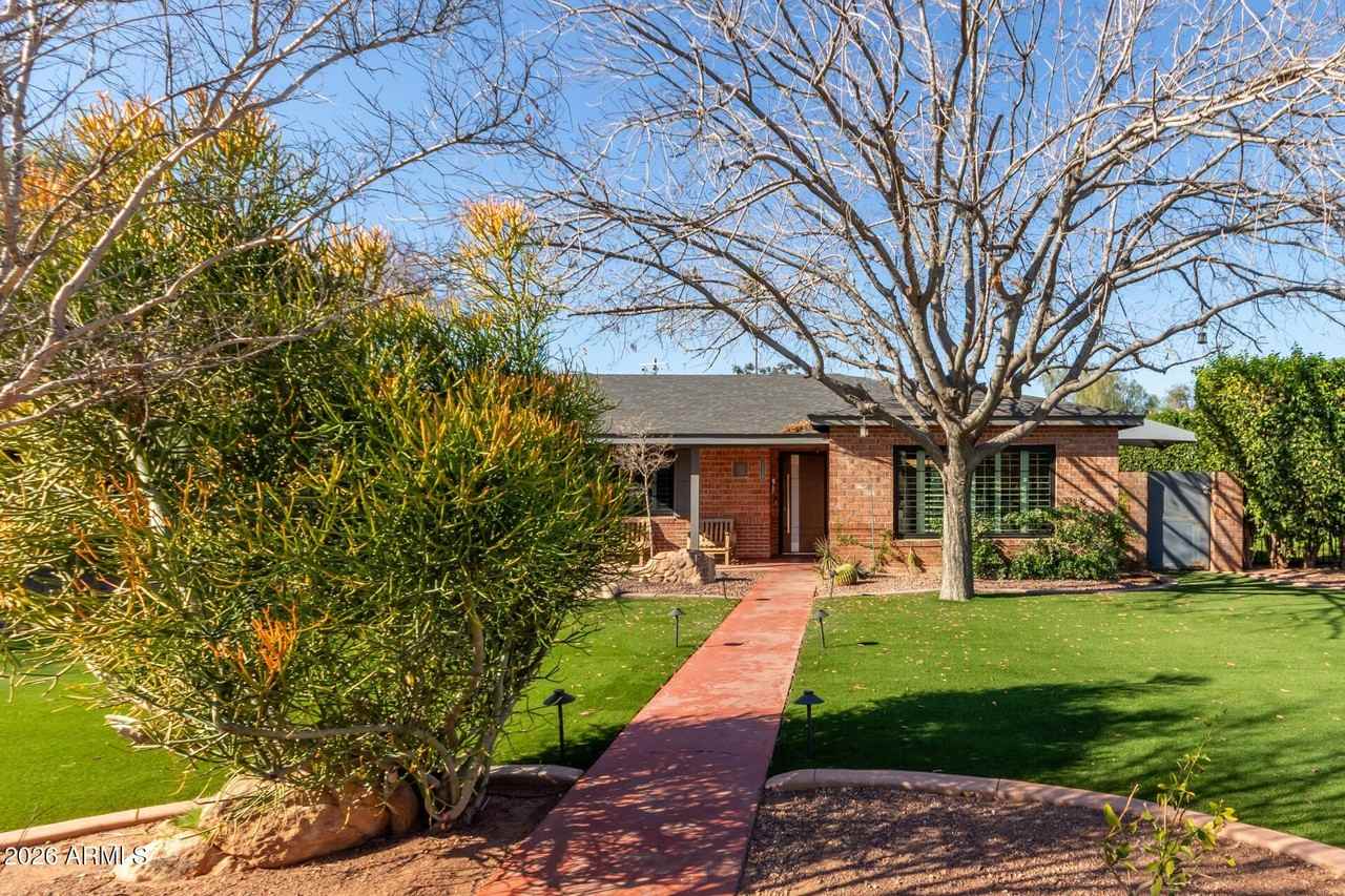 1519 W Flower Cir N - Photo 2 of 39