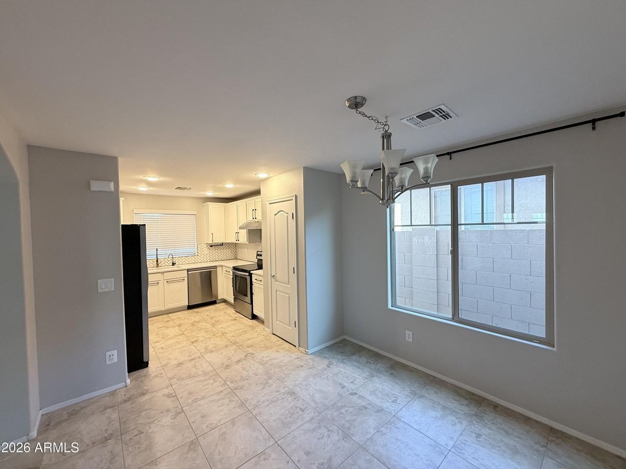 2518 E Boston St - Photo 7 of 24